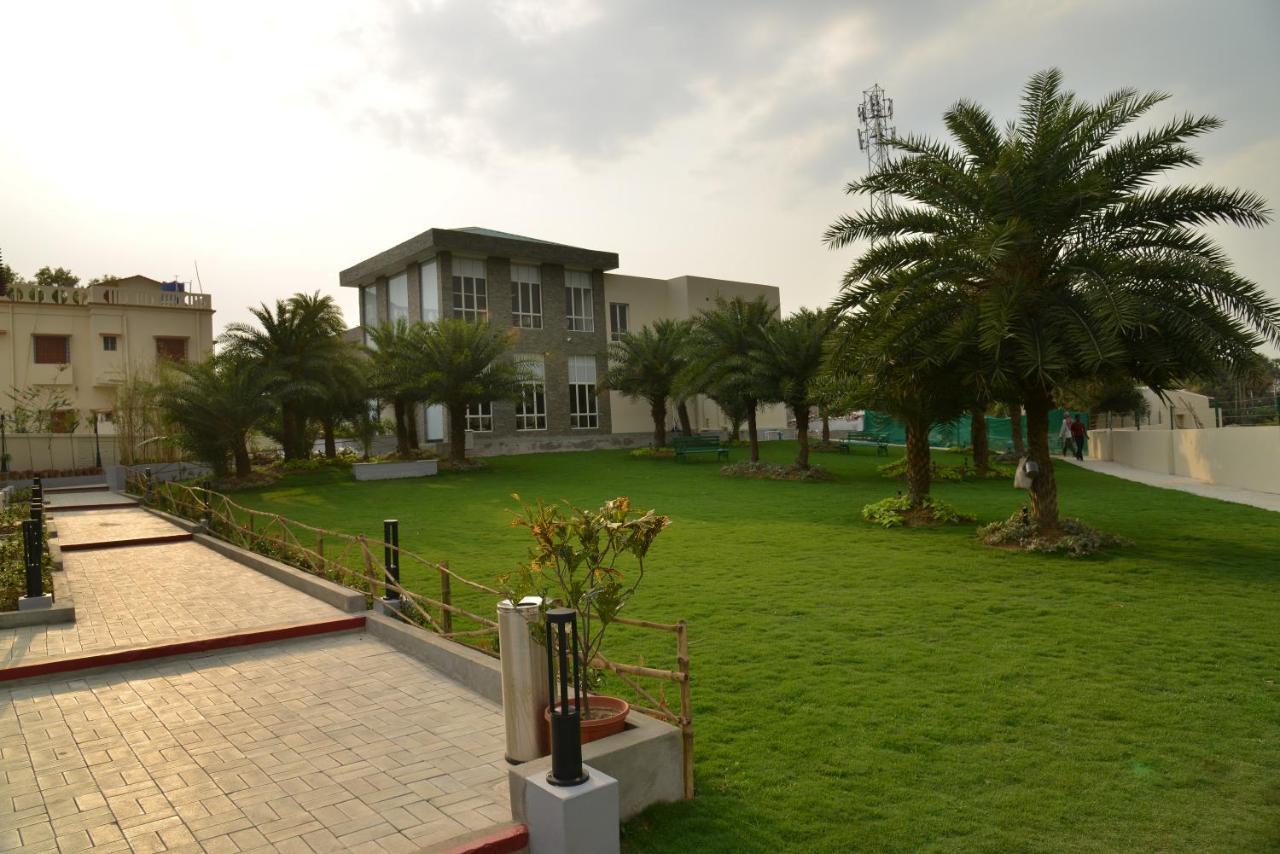 The Creek Boutique Resort & Spa Bolpur Buitenkant foto
